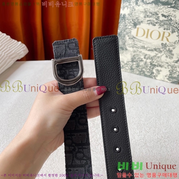 #���� ��� ĳ�־� ��Ʈ 15D2482622-4 �� 3.5mm