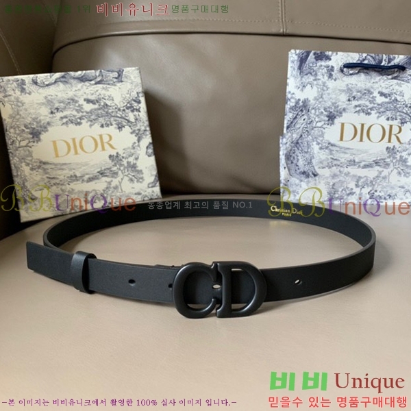 #��� ��Ʈ D2712235