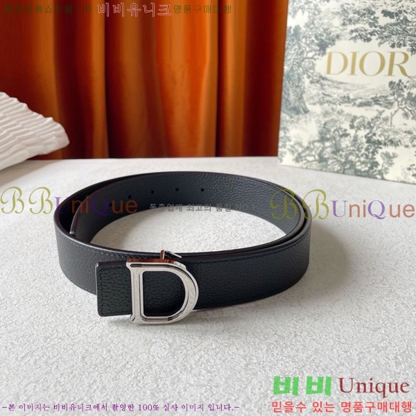 #���� ��� ĳ�־� ��Ʈ 15D2482624-3 �� 3.5mm