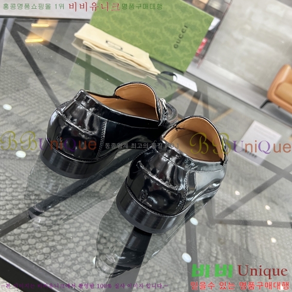 ���� ���� ���� G823696-3