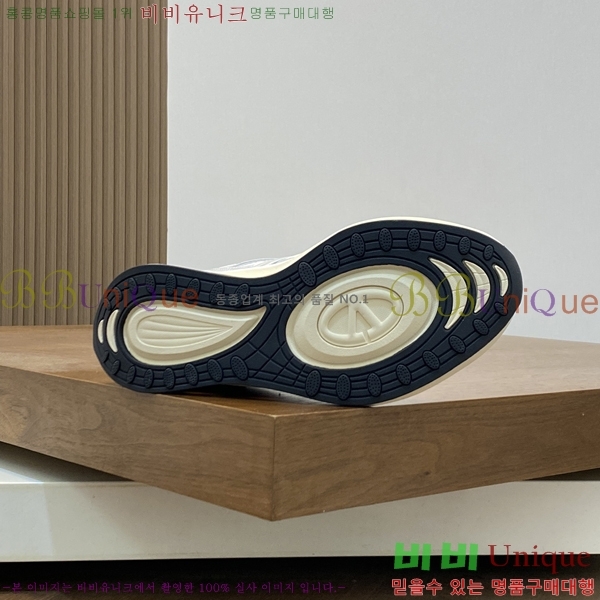 ���� �߷�Ƽ�� ����Ŀ�� VA832640-2