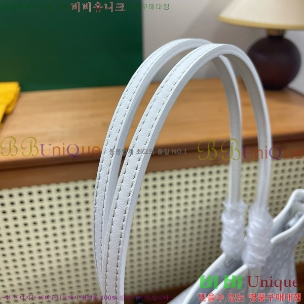 #���ߵ� �Ƹ����� ���۹� MM GY689232-110