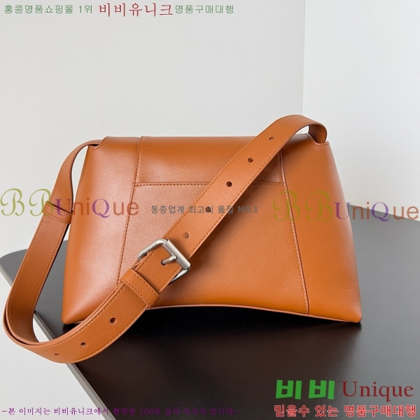 #�߷��þư� �ٿ�Ÿ�� ���� �����  67135329-102