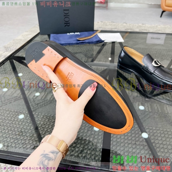 ���� ��� ���� D9978052-1