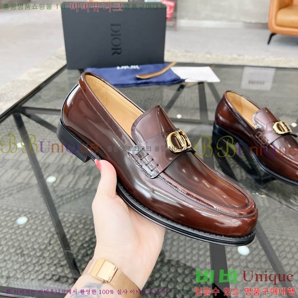 ���� ��� ���� D9978052-2