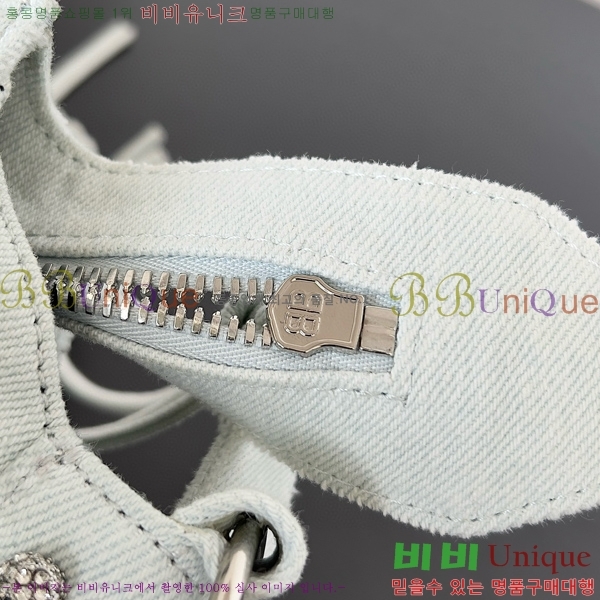 #�߷��þư� �׿� ī�� ����� XS �� 700940-101