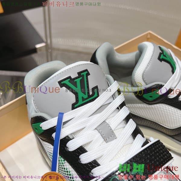 NEW LV Ʈ���̳� ����Ŀ�� 40L24768941-4