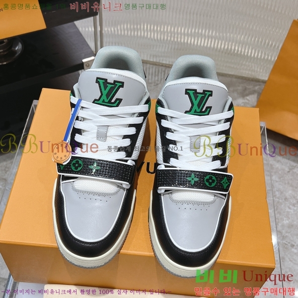 NEW LV Ʈ���̳� ����Ŀ�� 40L24768941-4