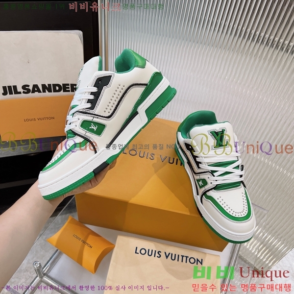 NEW LV Ʈ���̳� ����Ŀ�� 44L2412434-4