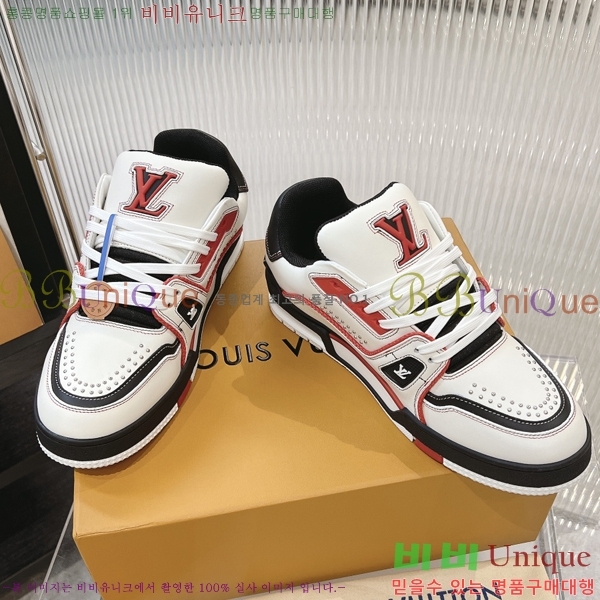 NEW LV Ʈ���̳� ����Ŀ�� 44L2412434-5