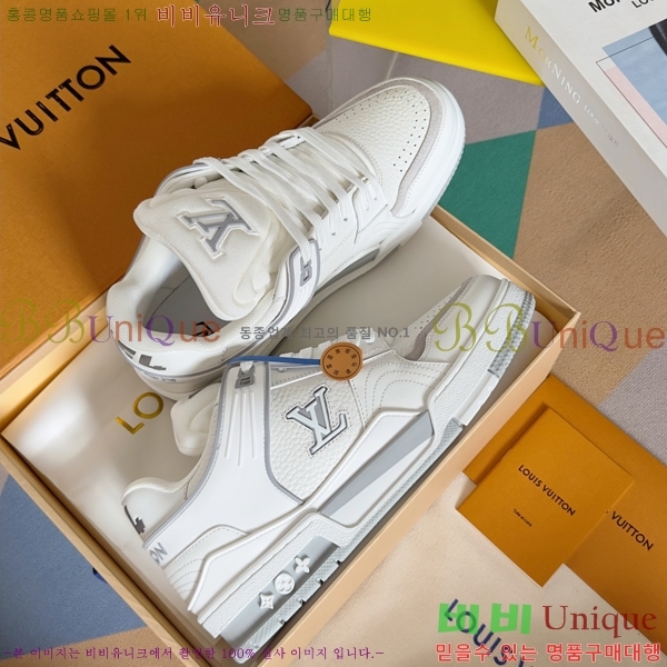 LV Ʈ���̳� ����Ŀ�� 44L2493058-5