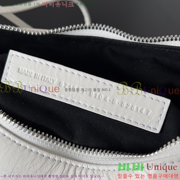 #�߷��þư� LE CAGOLE �� ī�� ���� 6713071-502