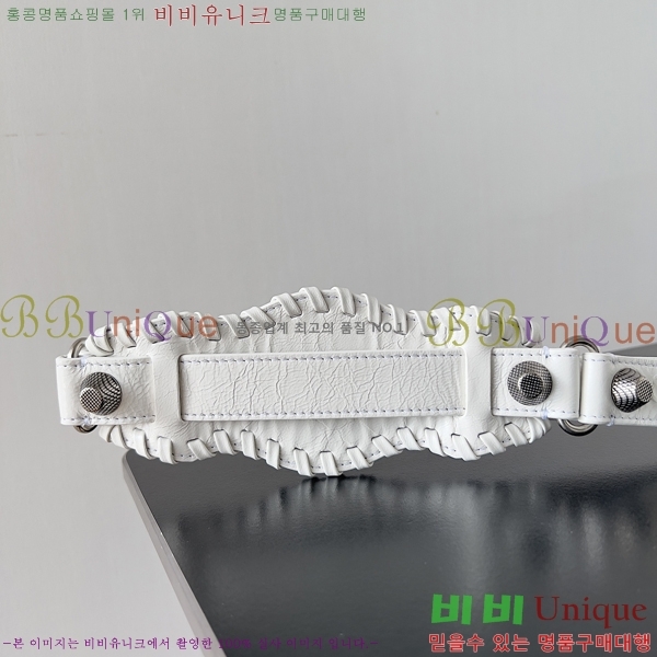 #�߷��þư� LE CAGOLE �� ī�� Xs ����� 6713091-1