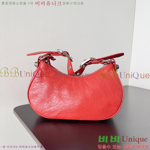 #�߷��þư� LE CAGOLE �� ī�� Xs ����� 6713091-7