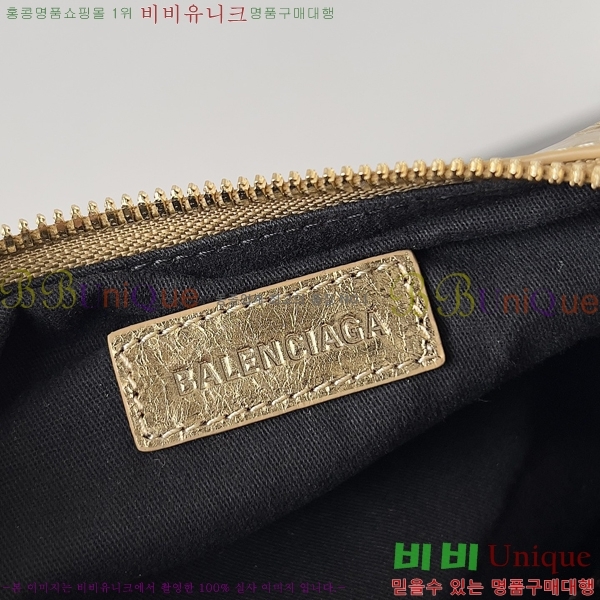 #�߷��þư� LE CAGOLE �� ī�� Xs ����� 6713091-11