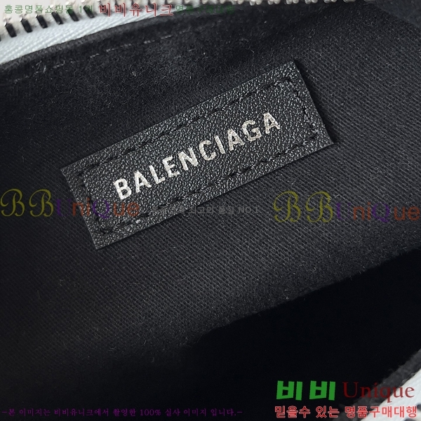 #�߷��þư� LE CAGOLE �� ī�� Xs ����� 6713091-18