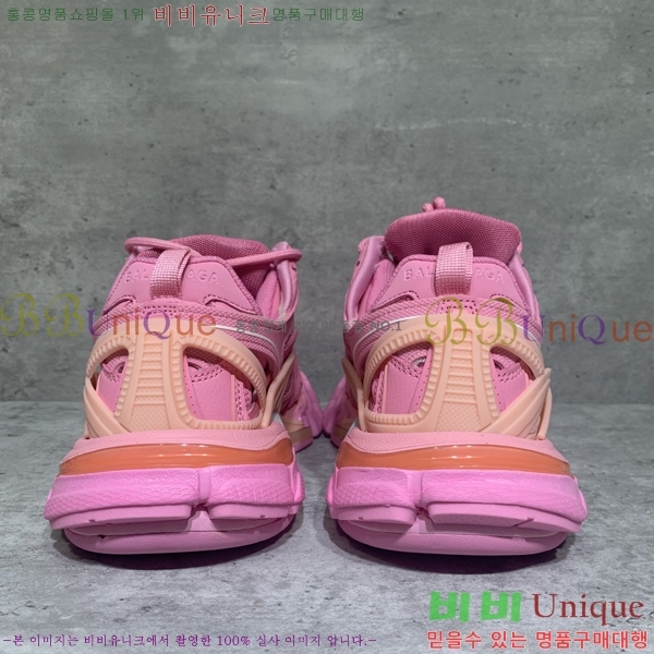 �߷��þư� Track 4.0 ����Ŀ�� 49BL2411-1443-6