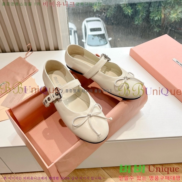 �̿�̿� �޸����� �÷����� 32MU2411-158-2