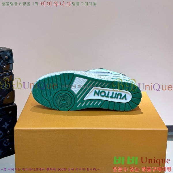 ���̺��� Ʈ���̳� ����Ŀ�� 55L4541744-2