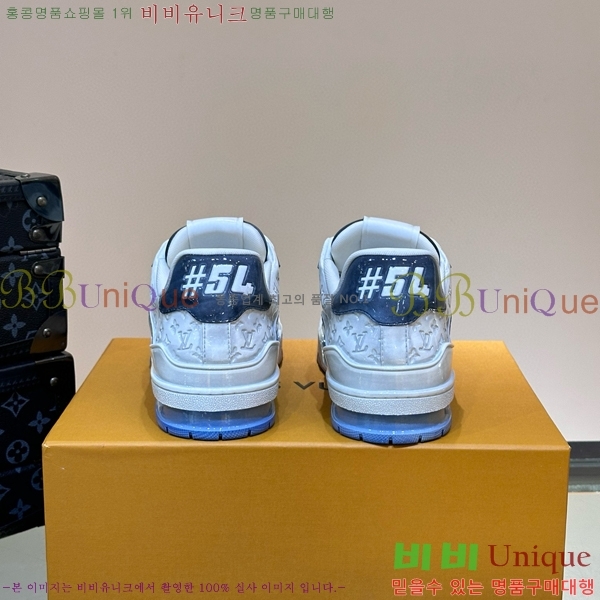 ���̺��� Ʈ���̳� ����Ŀ�� 55L4541745-3