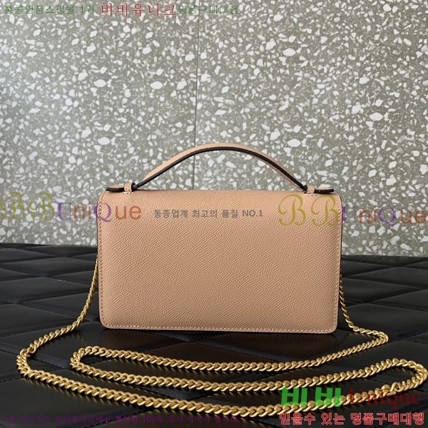 #�߷�Ƽ�� ����ٴ� V�ΰ� ü�ι� 40VA0682518-7