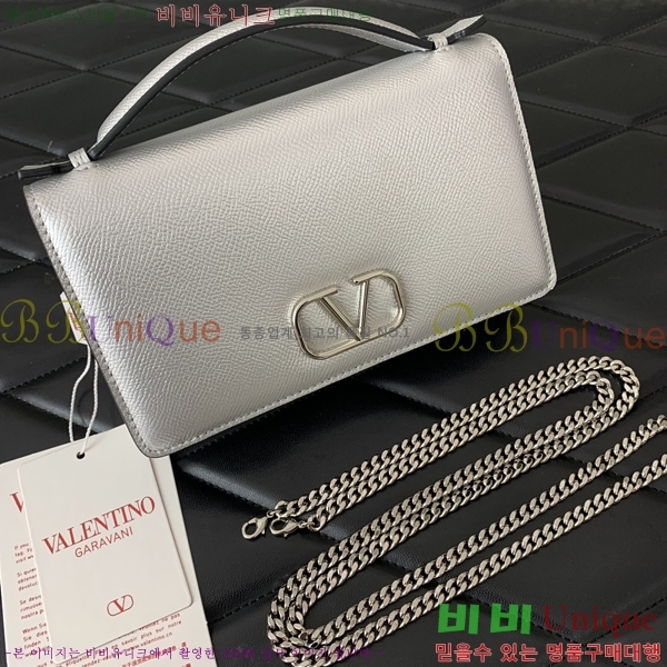 #�߷�Ƽ�� ����ٴ� V�ΰ� ü�ι� 40VA0682518-1