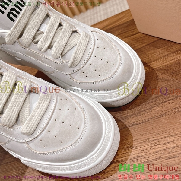 ���� �̿�̿� ����Ŀ�� MU2411552-8