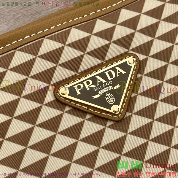 #����� �ﰢ �ΰ� �ɺ� �ڼ� �����Ϸ� ��Ʈ�� 1BD552-104