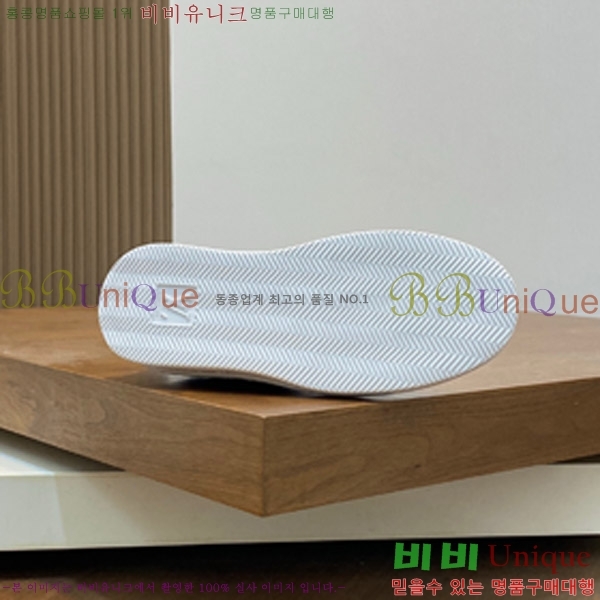 ���� ���̺��� ����Ŀ�� 40LV47521423-4