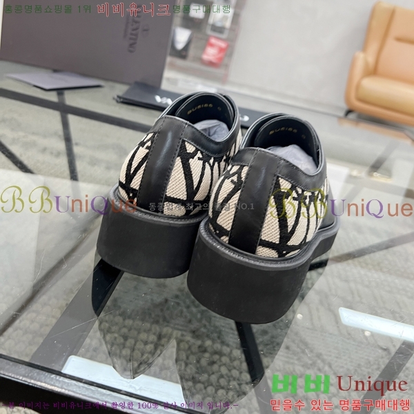 ���� �߷�Ƽ�� Ŭ���� ���� 46VA253512-4