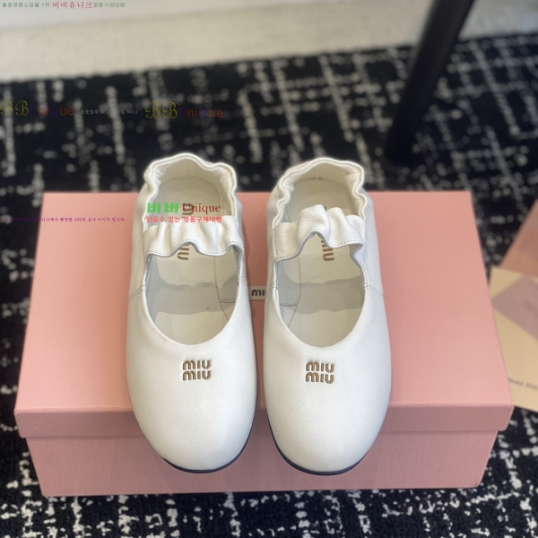 �̿�̿� �޸����� �÷����� 32MU253142-2