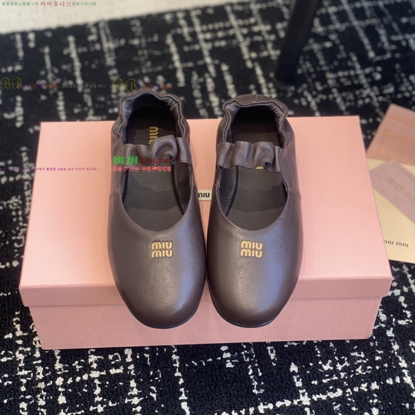 �̿�̿� �޸����� �÷����� 32MU253142-3