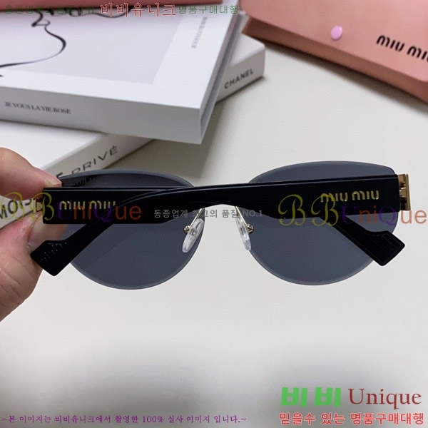 �̿�̿� ���۶� M2459176-3