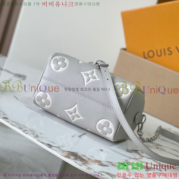 #���̺��� ���ǵ� �ݵѸ��� 20 M14207-660