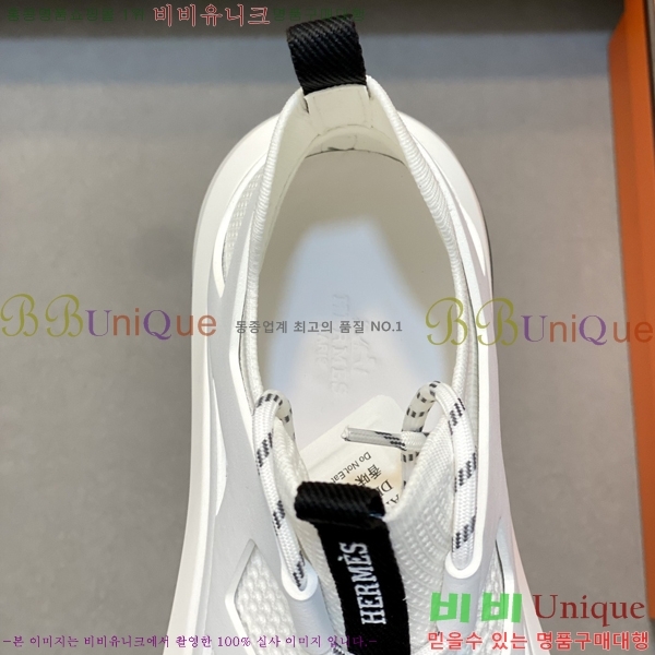 ���� �����޽� ����Ŀ�� HR599093-2