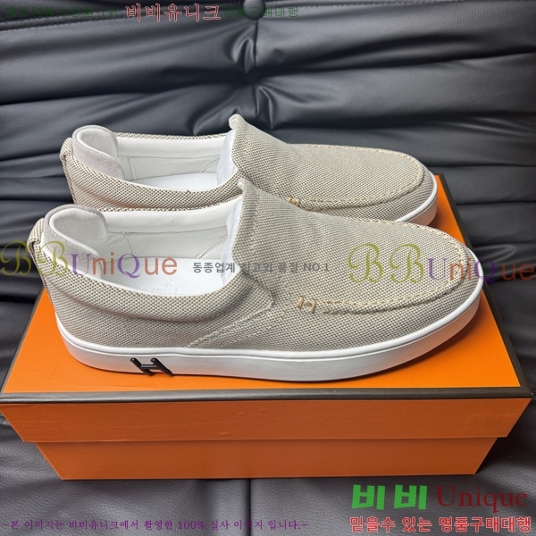 ���� �����޽� ������ HR59589-4