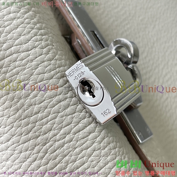 #�����޽� NEW �̸��� 28/25 ������� H581388-8 (����ǰ)������-2700�����롽