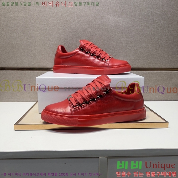 ���� �߷��þư� ����Ŀ�� B9745601-2