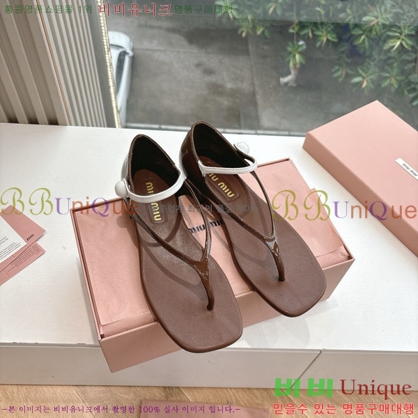 �̿�̿� �ɸ� ���� M8066024