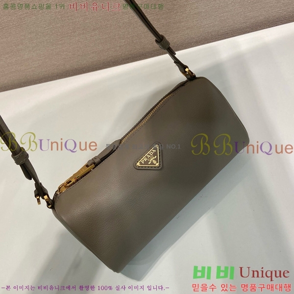 #����� �ﰢ �ΰ� ũ�ν��� 1BC239-103