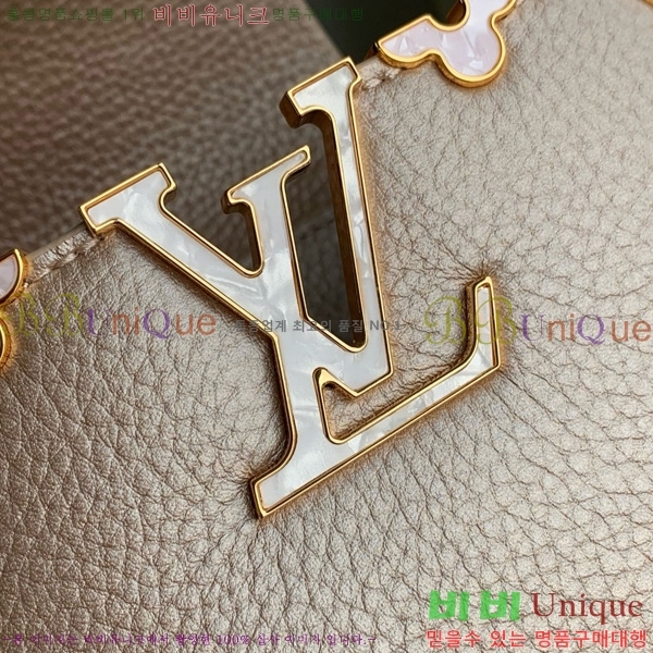 #���̺��� īǶ�� �̴� M22436-101