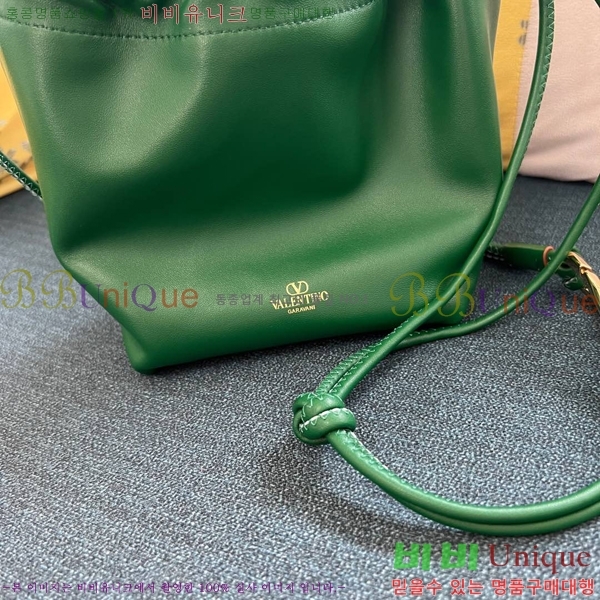 #�߷�Ƽ�� ����ٴ� ���̷ΰ� �̴� Ǫ�� ��Ŷ�� 20877-4