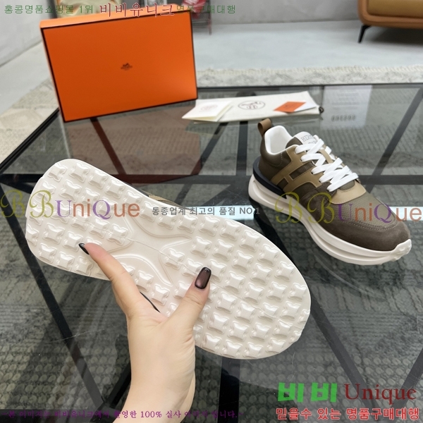 ���� �����޽� ����Ŀ�� HR599104-4