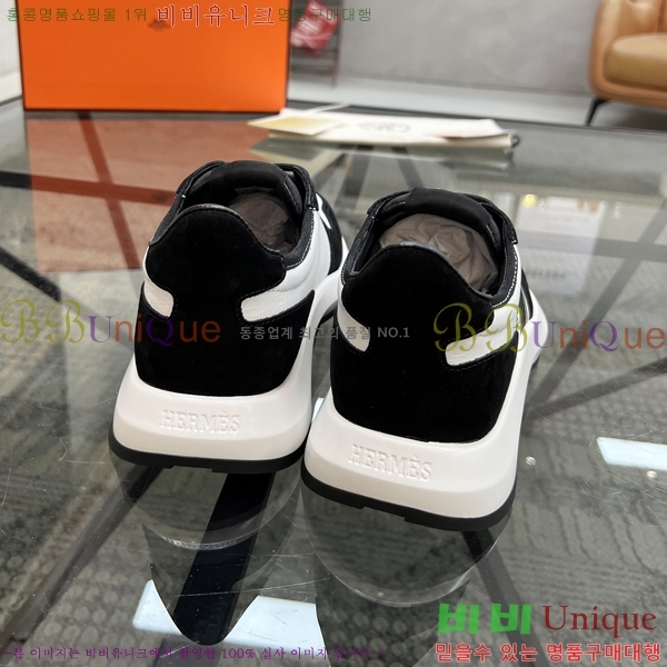 ���� �����޽� ����Ŀ�� HR599104-7