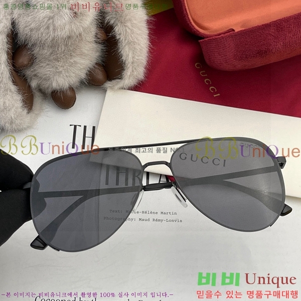 ���� ���۶� GC10G81808