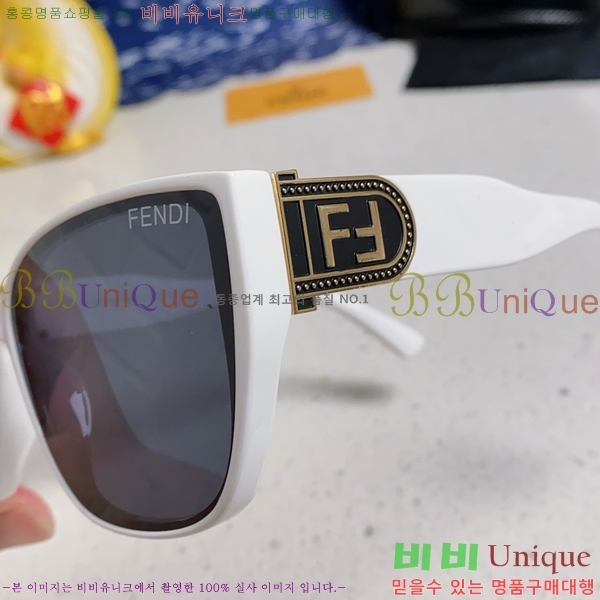 ��� ���۶� F924702-4