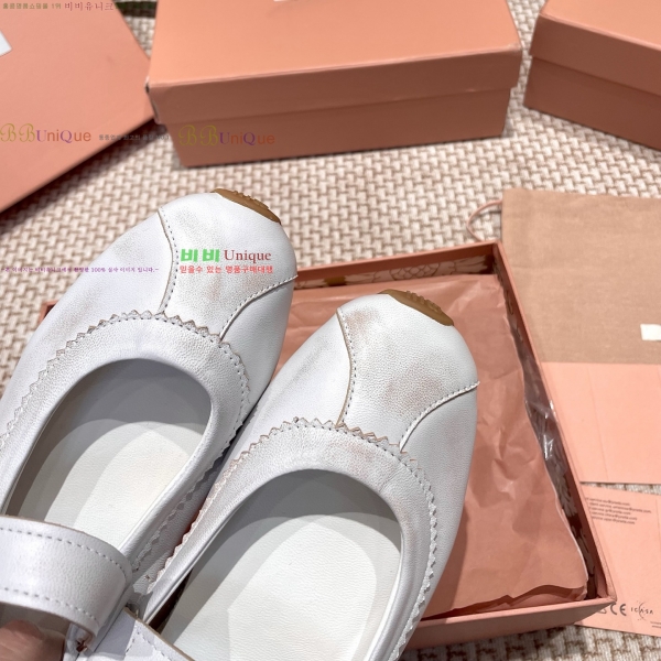 ���� �̿�̿� �޸����� �÷� 30MU255248-4