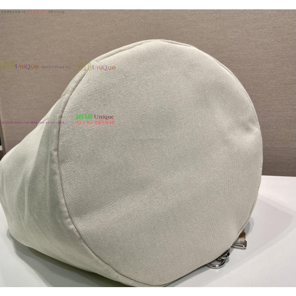 #����� ĵ���� ��ν�Ʈ�� ������ 2VY011-683