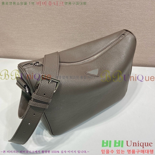 #����� �ﰢ �ΰ� ���� ũ�ν��� 2VH182-104