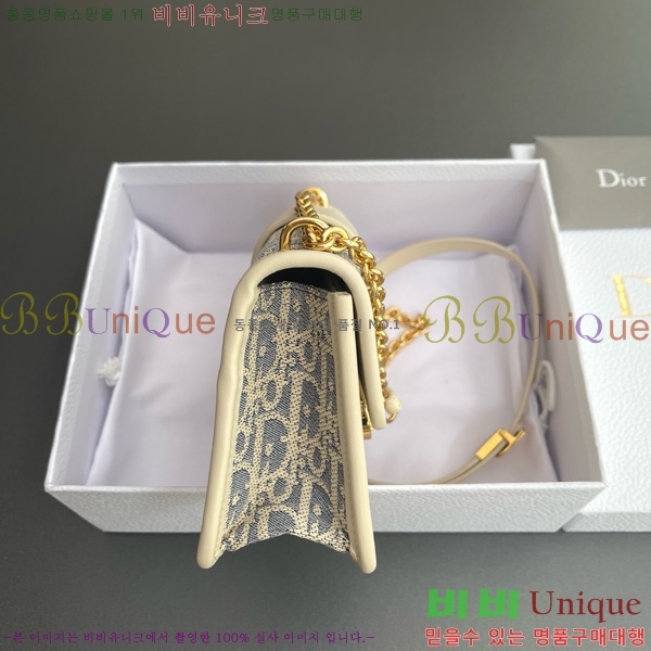 #��� 30 ������ �̽�Ʈ ����Ʈ ü�� �� M9334-306